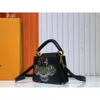 $82.00 USD Louis Vuitton AAA Quality Messenger Bags For Women #1298553