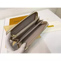$40.00 USD Louis Vuitton LV Wallets #1298851