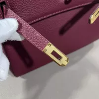 $98.00 USD Hermes AAA Quality Handbags For Women #1299025