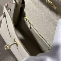$98.00 USD Hermes AAA Quality Handbags For Women #1299036