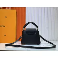 $82.00 USD Louis Vuitton AAA Quality Messenger Bags For Women #1299417