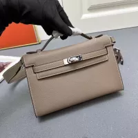 $102.00 USD Hermes AAA Quality Messenger Bags For Women #1299547