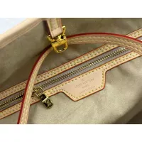 $88.00 USD Louis Vuitton AAA Quality Shoulder Bags For Women #1300825