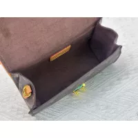 $80.00 USD Louis Vuitton AAA Quality Messenger Bags For Women #1300827
