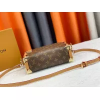 $92.00 USD Louis Vuitton AAA Quality Messenger Bags For Women #1300868