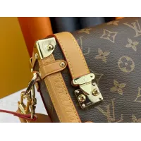 $92.00 USD Louis Vuitton AAA Quality Messenger Bags For Women #1300868