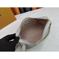 $88.00 USD Louis Vuitton AAA Quality Messenger Bags For Women #1300894