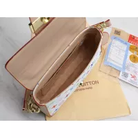 $38.00 USD Louis Vuitton Messenger Bags For Women #1301192