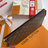 $68.00 USD Louis Vuitton AAA Quality Wallets For Women #1301293