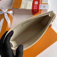 $88.00 USD Louis Vuitton AAA Quality Wallets #1301296