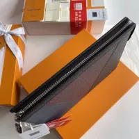 $92.00 USD Louis Vuitton AAA Quality Wallets #1301300
