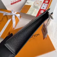 $92.00 USD Louis Vuitton AAA Quality Wallets #1301300