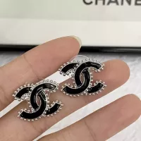 $25.00 USD Chanel Earrings For Women #1301370