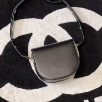 $76.00 USD Gucci AAA Quality Messenger Bags For Women #1301388