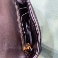 $85.00 USD Gucci AAA Quality Messenger Bags For Women #1301401