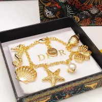 $32.00 USD Christian Dior Bracelets For Women #1302391
