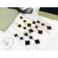 $38.00 USD Van Cleef & Arpels Earrings For Women #1302526