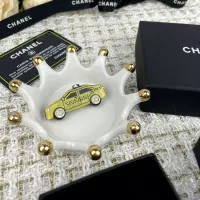 $36.00 USD Chanel Brooches For Women #1302604