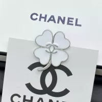 $25.00 USD Chanel Brooches For Women #1302854