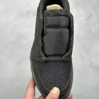 $100.00 USD Air Jordan-1-Low For Women #1304925