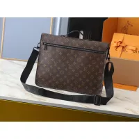 $68.00 USD Louis Vuitton AAA Man Messenger Bags #1305032