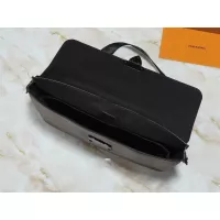 $68.00 USD Louis Vuitton AAA Man Messenger Bags #1305032