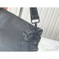 $76.00 USD Louis Vuitton AAA Quality Messenger Bags For Women #1305274