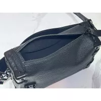 $76.00 USD Louis Vuitton AAA Quality Messenger Bags For Women #1305274