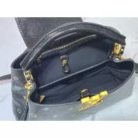 $88.00 USD Louis Vuitton AAA Quality Messenger Bags For Women #1305316