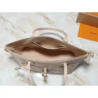 $68.00 USD Louis Vuitton AAA Quality Shoulder Bags For Women #1305563