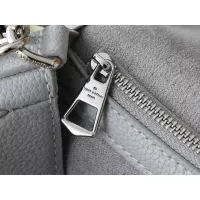 $56.00 USD Louis Vuitton Messenger Bags For Women #1305574