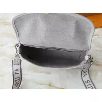$56.00 USD Louis Vuitton Messenger Bags For Women #1305574