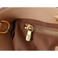 $56.00 USD Louis Vuitton Messenger Bags For Women #1305576