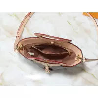 $56.00 USD Louis Vuitton Messenger Bags For Women #1305576