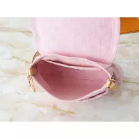 $60.00 USD Louis Vuitton Messenger Bags For Women #1305588