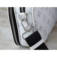 $60.00 USD Louis Vuitton Messenger Bags For Unisex #1305597