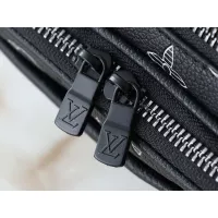 $60.00 USD Louis Vuitton Messenger Bags For Unisex #1305600