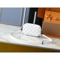 $60.00 USD Louis Vuitton Messenger Bags For Unisex #1305602