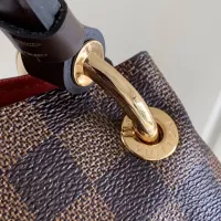 $165.00 USD Louis Vuitton AAA Quality Handbags For Women #1305984