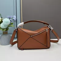 $135.00 USD LOEWE AAA Quality Messenger Bags For Women #1306174