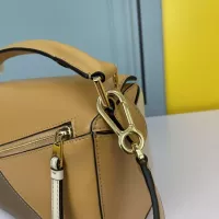 $128.00 USD LOEWE AAA Quality Messenger Bags For Women #1306178