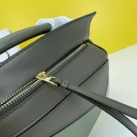 $128.00 USD LOEWE AAA Quality Messenger Bags For Women #1306180