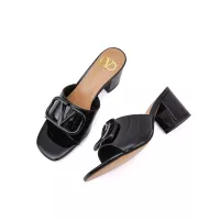 $85.00 USD Valentino Slippers For Women #1306195