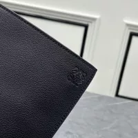 $162.00 USD LOEWE AAA Quality Messenger Bags For Unisex #1306332