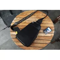 $80.00 USD Fendi AAA Man Messenger Bags #1308404