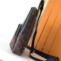 $92.00 USD Louis Vuitton AAA Man Messenger Bags #1308481