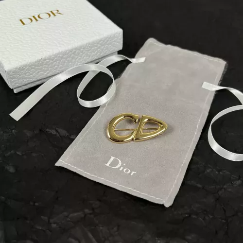 Christian Dior Brooches For Women #1312332