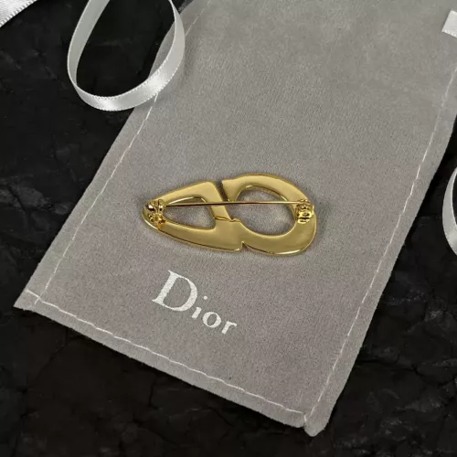 Replica Christian Dior Brooches For Women #1312332 $34.00 USD for Wholesale