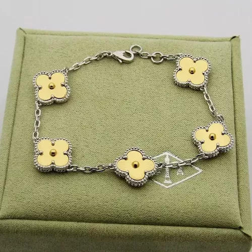 Replica Van Cleef & Arpels Jewelry Set For Women #1312616 $68.00 USD for Wholesale
