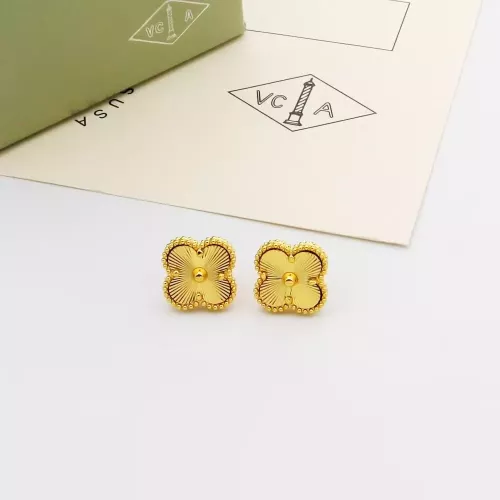 Van Cleef &amp; Arpels Earrings For Women #1312634 $25.00 USD, Wholesale Replica Van Cleef &amp; Arpels Earrings